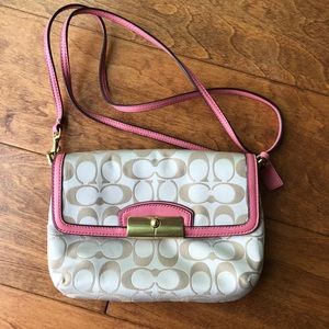 Coach - Authentic cross body bag